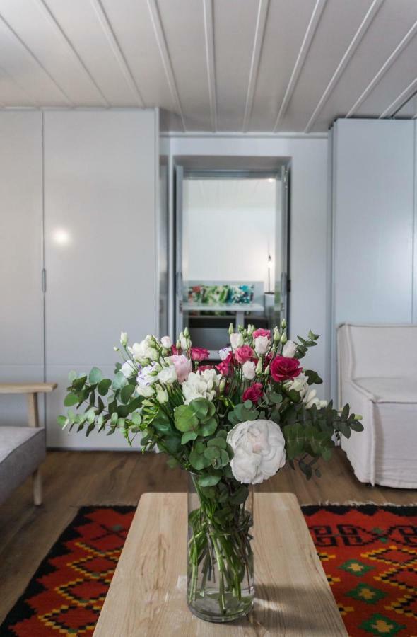 One Manto Square Apartment Mykonos Town Exterior photo