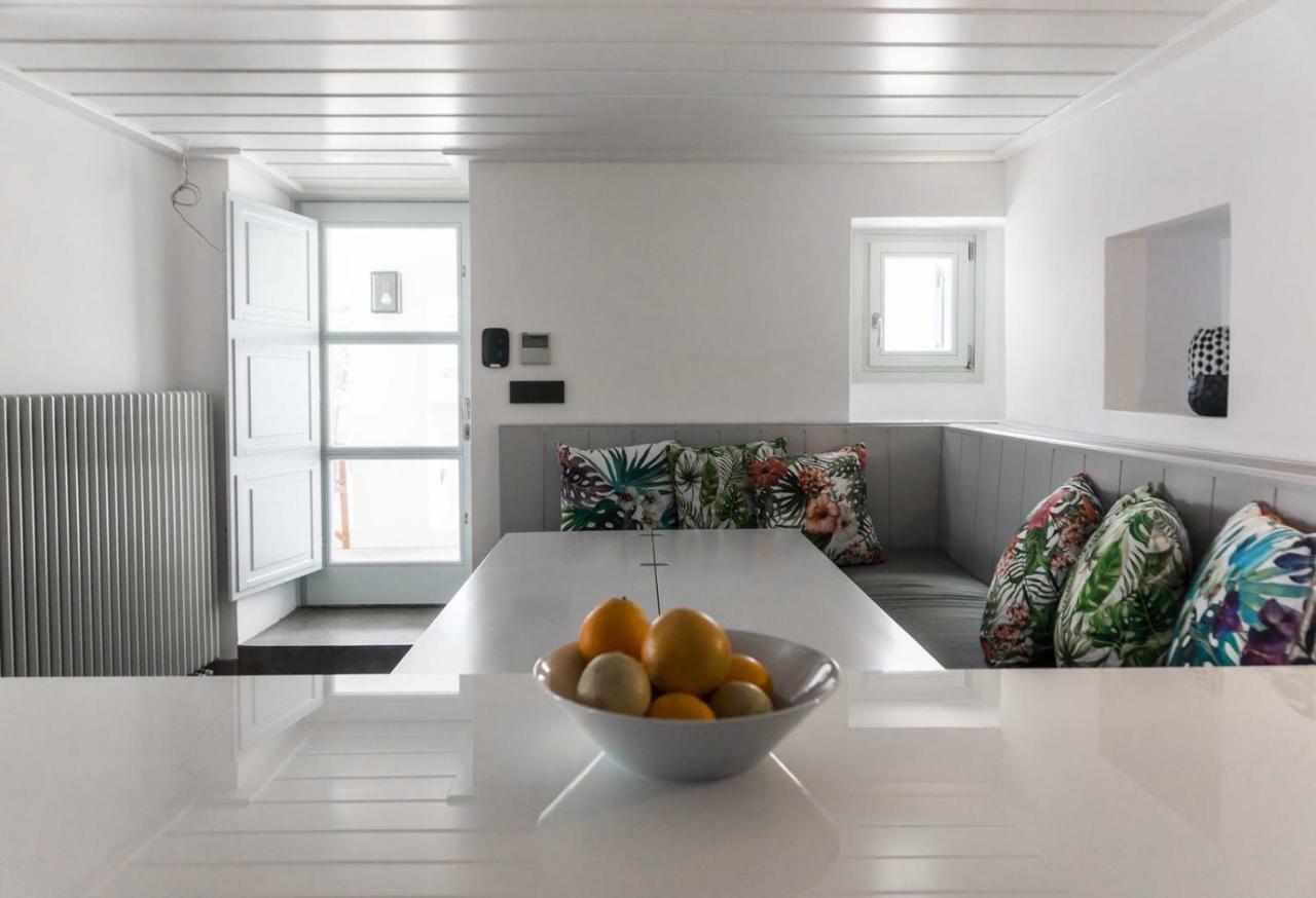One Manto Square Apartment Mykonos Town Exterior photo